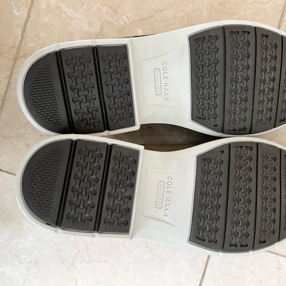 New without tag Cole Haan Men’s 11.5 Grandseries oxfords. Never worn - Picture 2 of 2